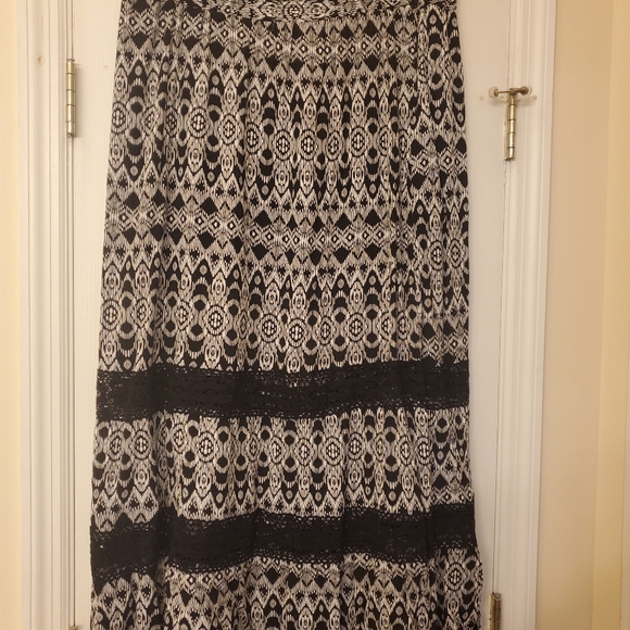 Faded Glory Women's Skirt, size XXL / 20 - Picture 2 of 3